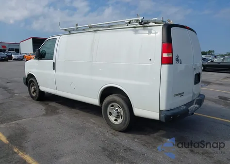 2012 Chevrolet Express 2500 Work Van z USA, uszkodzony, nr VIN 1GCWGFCAXC1194967